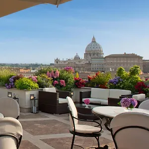 https://atlante-star.it-romehotels.com