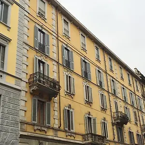 Otel Arno İtalya